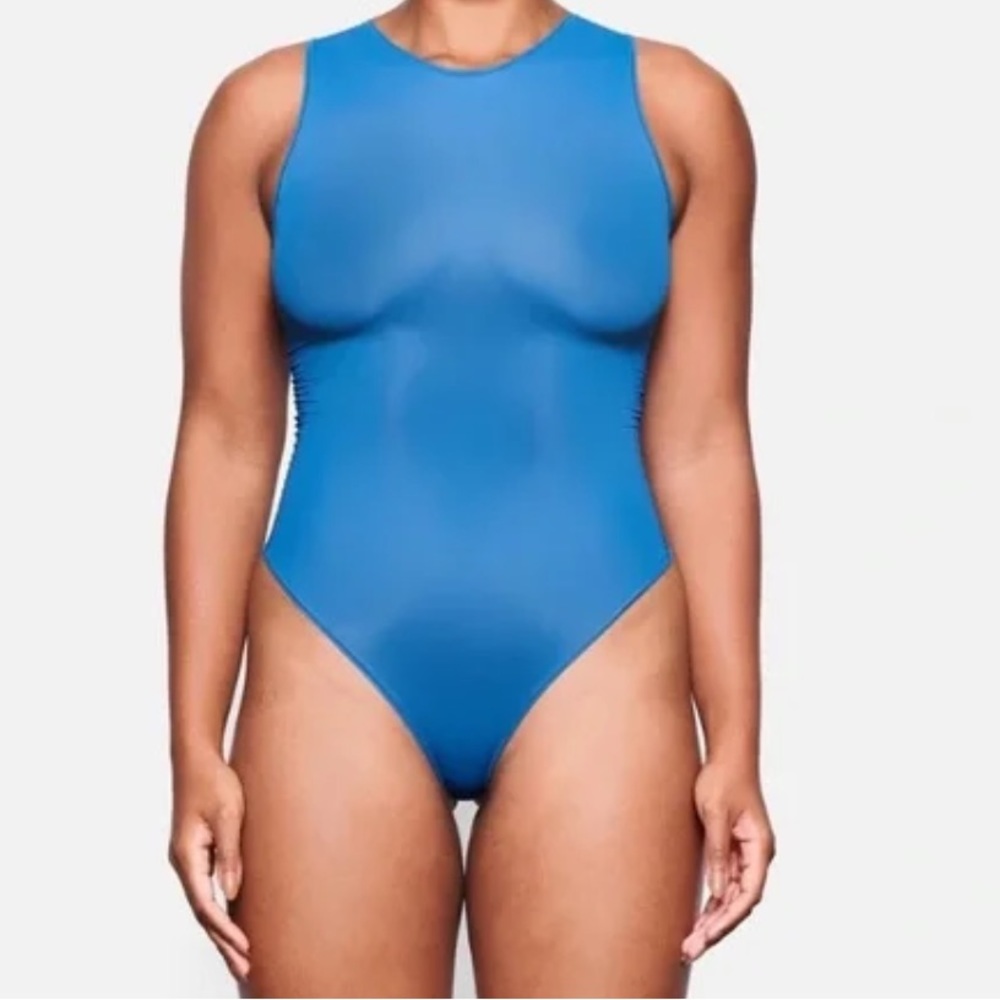 NWT SKIMS Jelly Sheer Crew Neck Thong Bodysuit